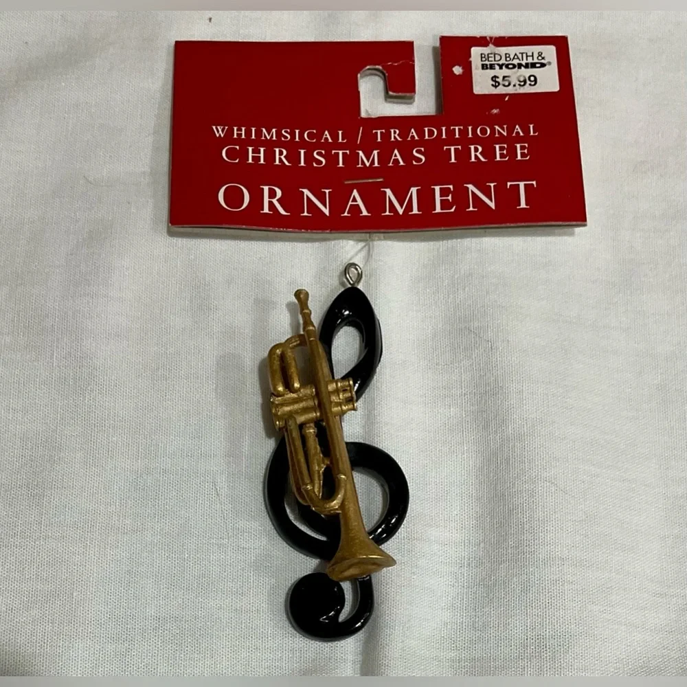 “Musicians Make Every Day Noteworthy” picture frame + trumpet music 🎶 ornament